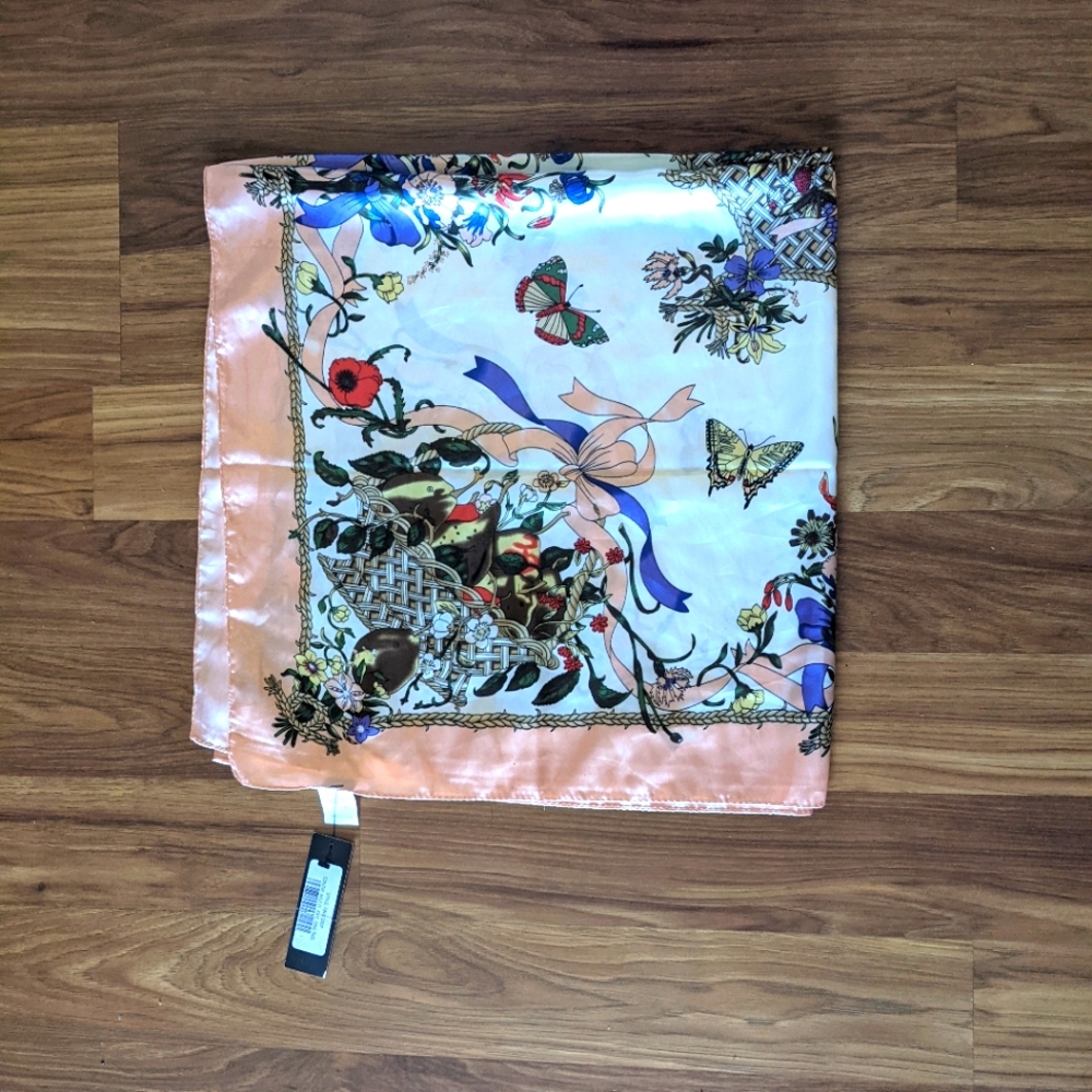 NWT Lulu's Scarf
